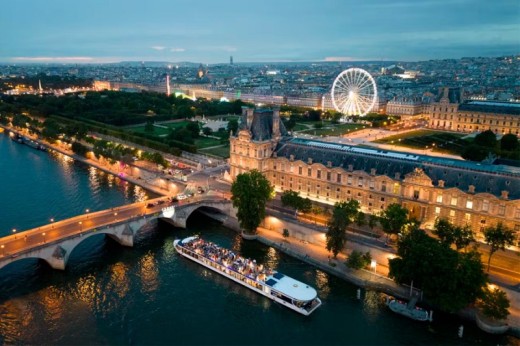 Dîner-croisière VIP à Paris avec concert + champagne pour 2 - (75)
