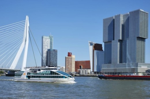 Croisière Touristique dans le Port