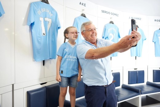 Visite du Stade et de l’Académie de Manchester City pour Deux