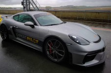 Conduire Porsche GT4 Belgique 4 tours