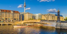 Berlin sightseeing with City Circle hop-on hop-off bus Yellow or Purple Line and river cruise