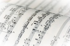 Chanson personnalisée, dites lui en chanson...