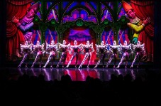 Spectacle au Moulin Rouge