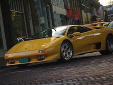 Lamborghini Diablo VT (60 min)