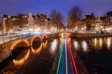 Croisière Nocturne sur les Canaux d'Amsterdam pour Deux