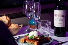 Dîner-croisière VIP à Paris avec concert + champagne pour 2 - (75)