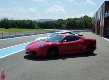 Drive a Ferrari F430 F1 for 40 min in Belgium